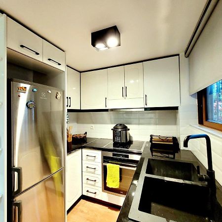 Loi Apartment Sarandë エクステリア 写真