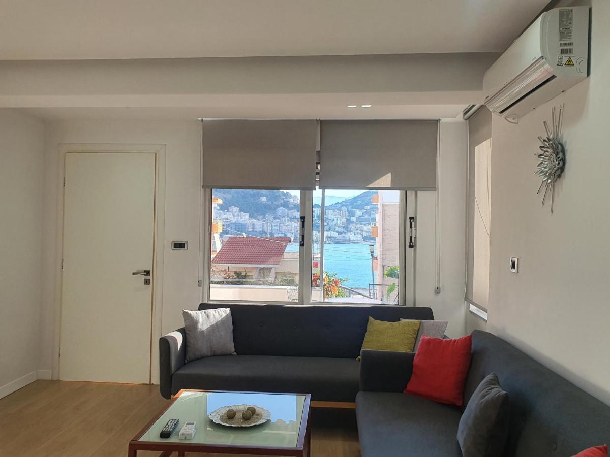 Loi Apartment Sarandë エクステリア 写真