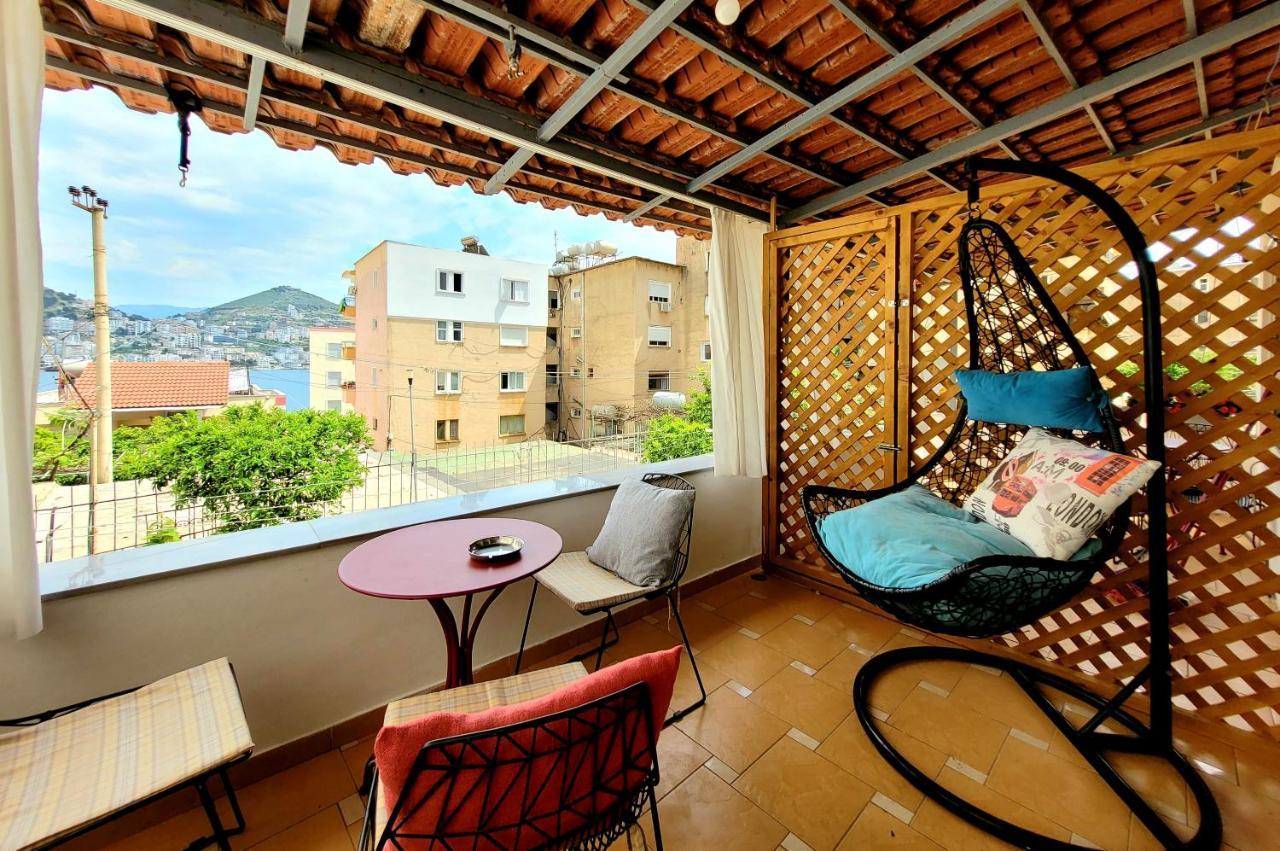 Loi Apartment Sarandë エクステリア 写真