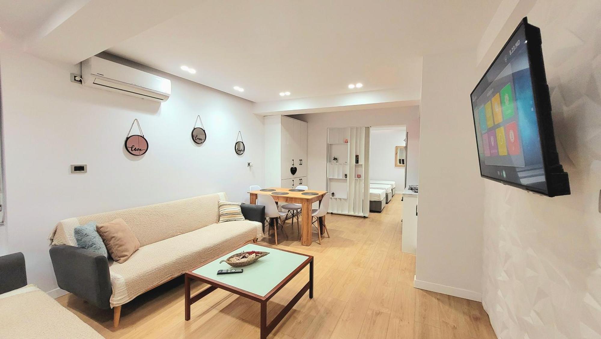 Loi Apartment Sarandë エクステリア 写真